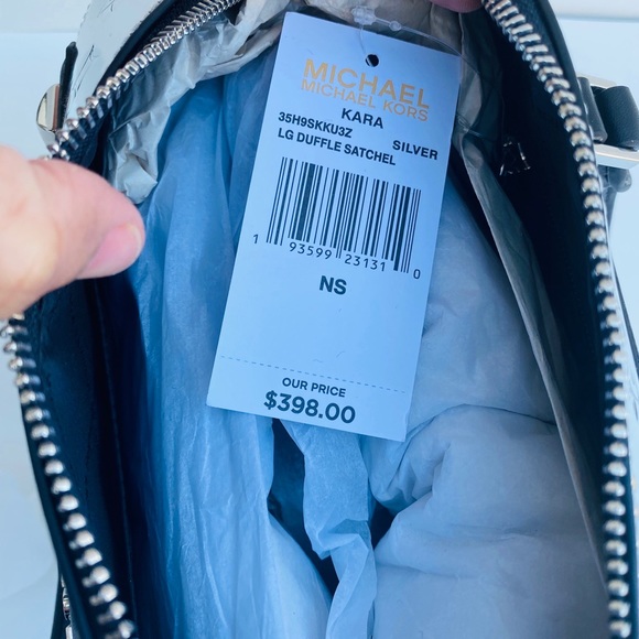 Michael Kors metalic large duffel bag with wallet - Picture 4 of 8